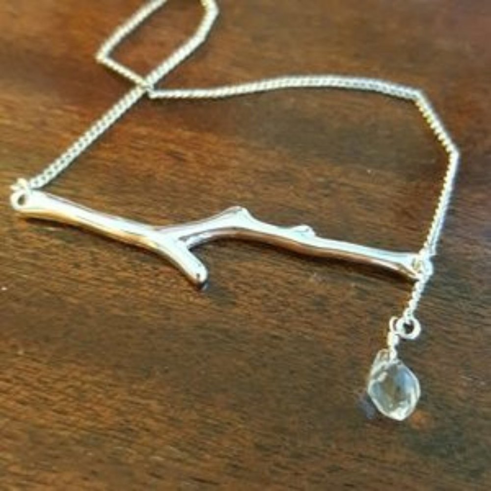 Chloe + Isabel Branch